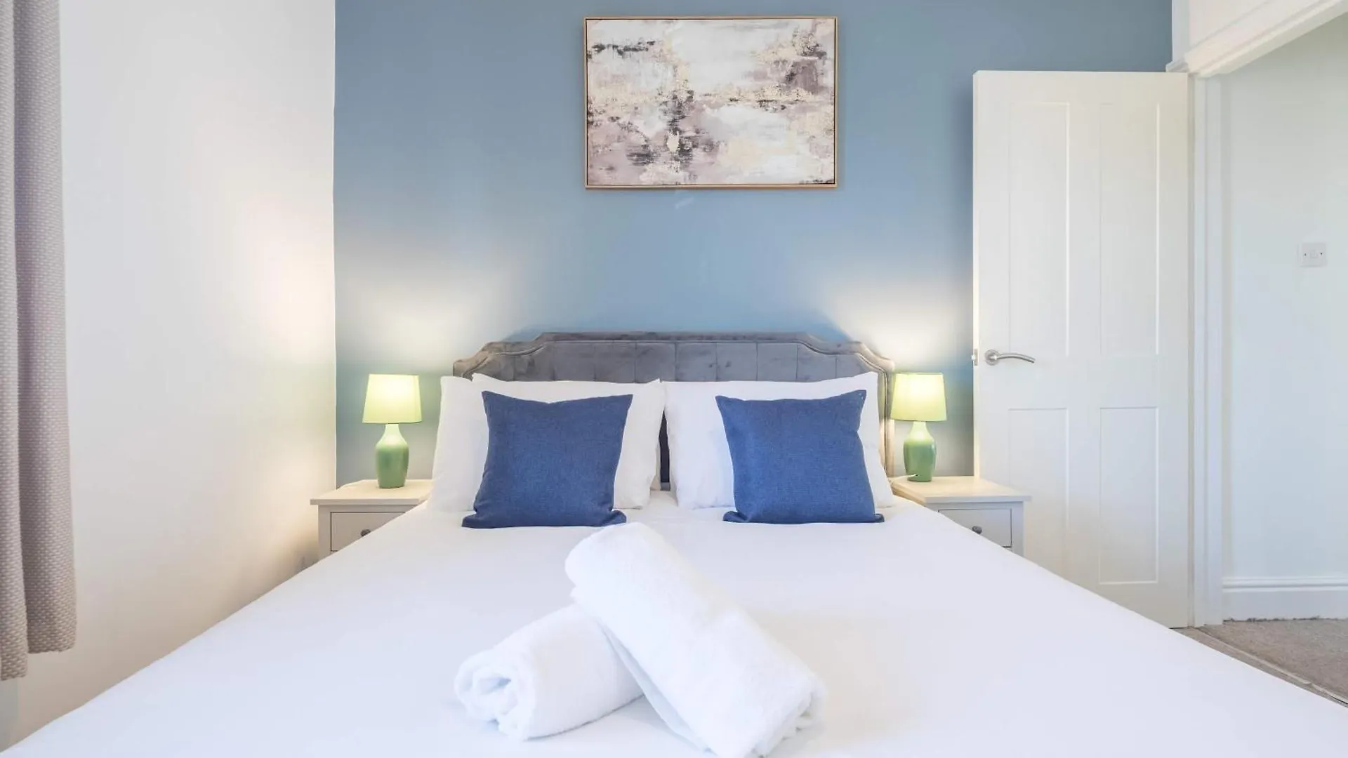 Stylish 2-Bedroom House In The Heart Of Cambridge 0*,